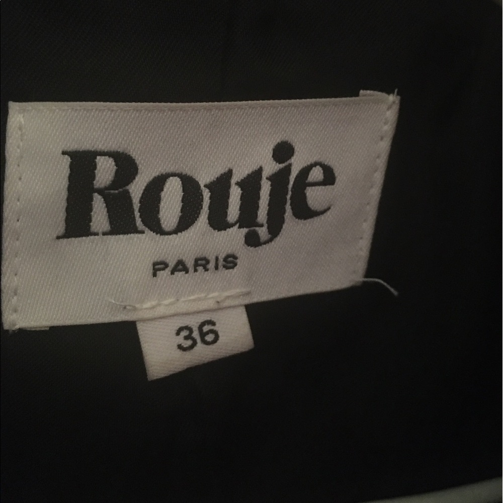 Authentic vs. inauthentic Rouje Labels